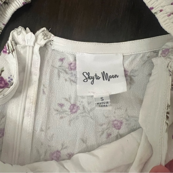 isabelle’s cabinet dress - Picture 3 of 4